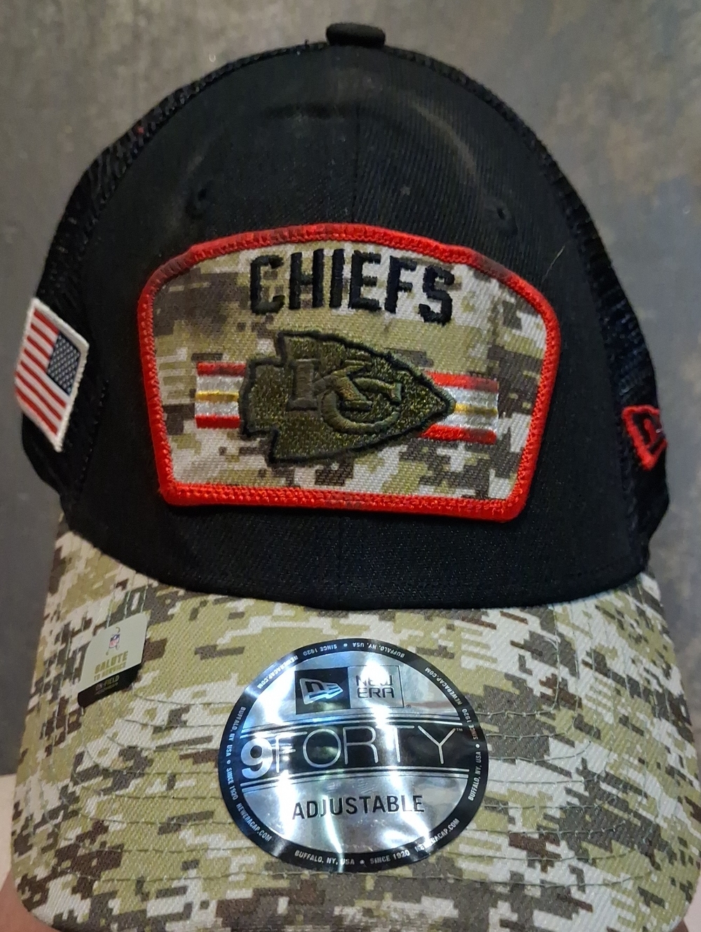 NWT KANSAS CITY CHIEFS New Era 9FORTY "Salute to Service" (2021) Snapback
